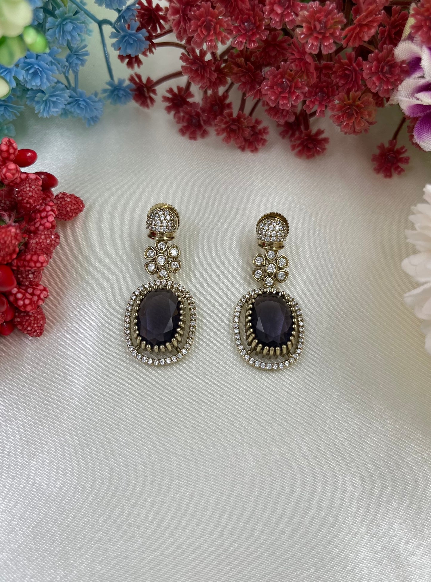 Nisa Premium Victorian Earing