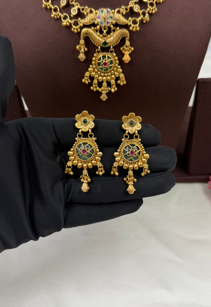 Avantika Heritage Delicate Necklace