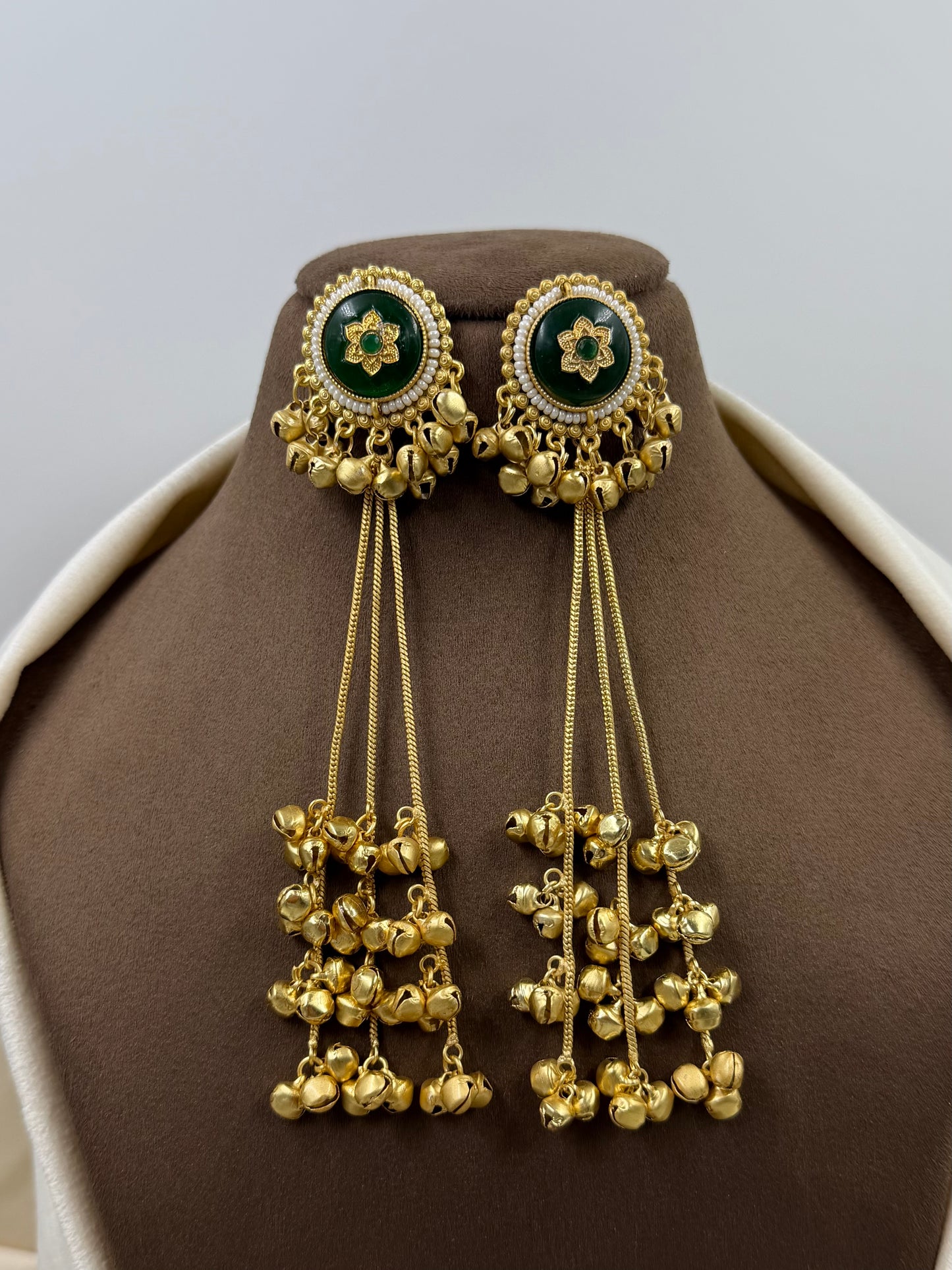 Minal Kashmiri Earing