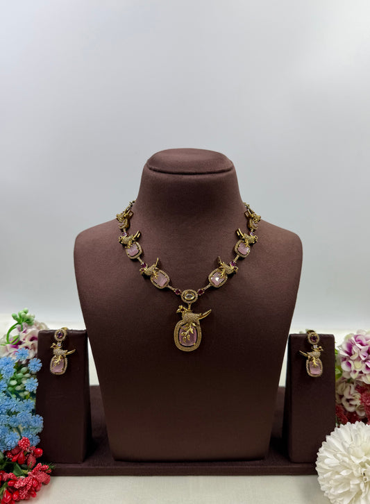 Arya Victorian Delicate Necklace