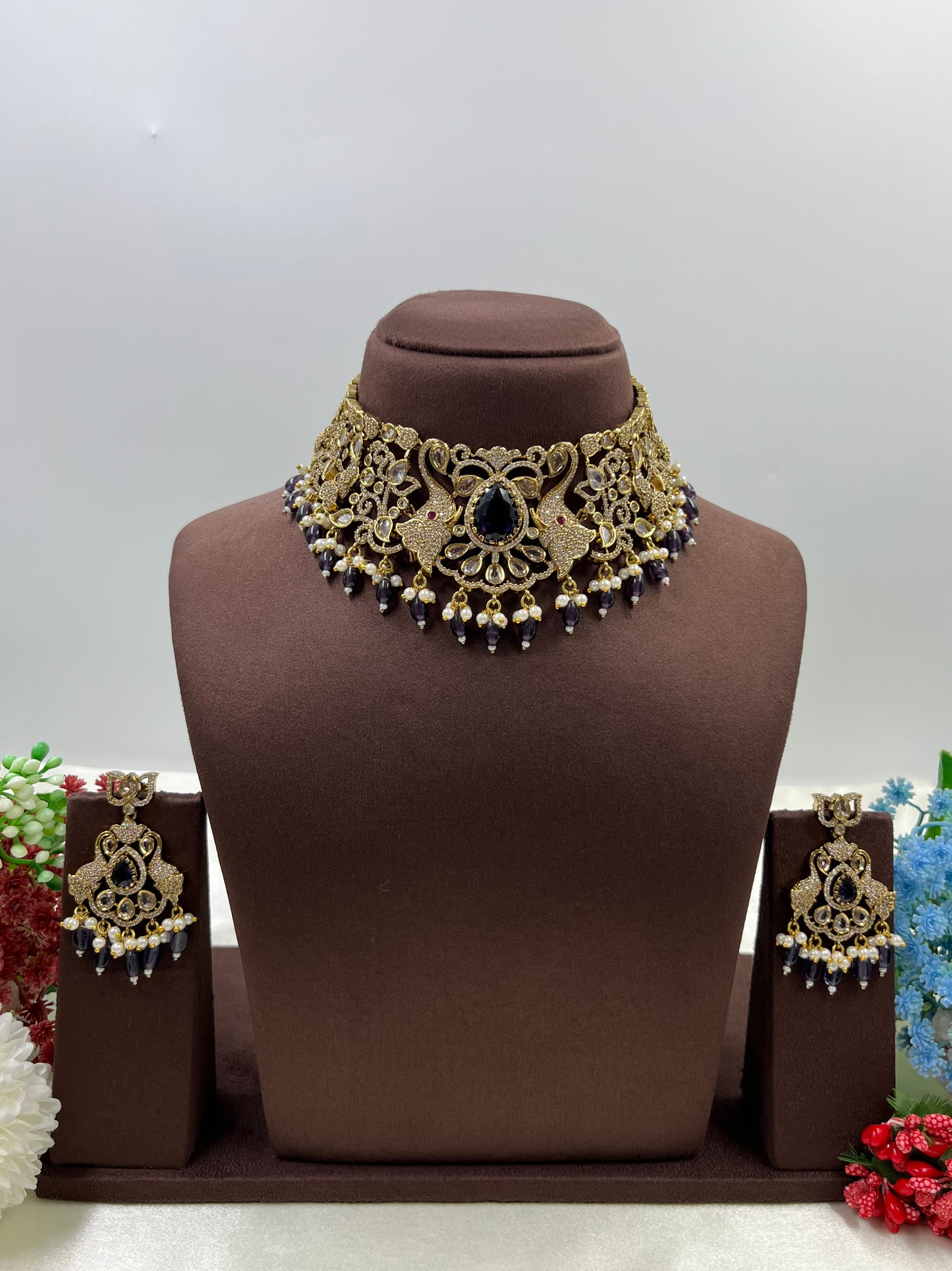 Heena Victorian Choker Necklace Set