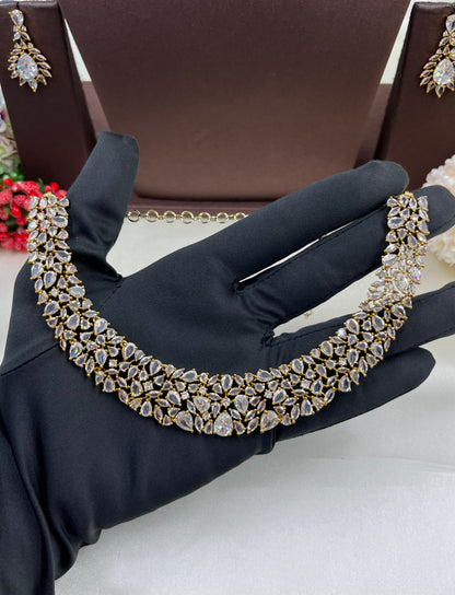 Praya Victorian Necklace