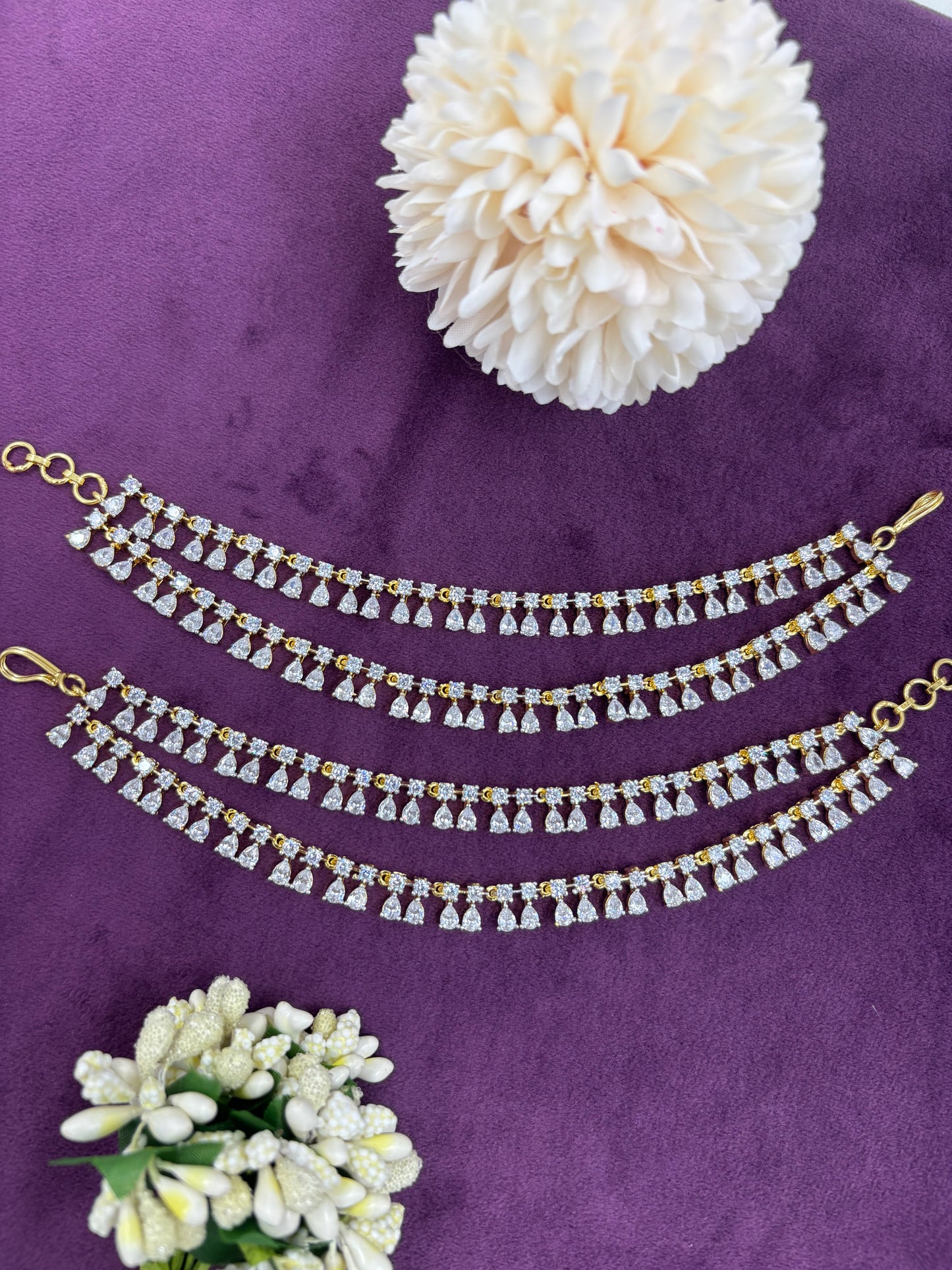 Nurina Dimond Earchain