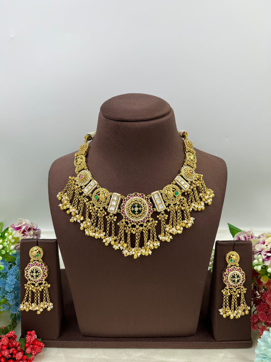 Dangling Heritage Choraski Necklace