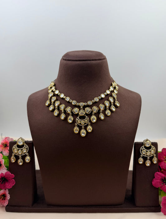 Yukti Premium Victorian Necklace Set
