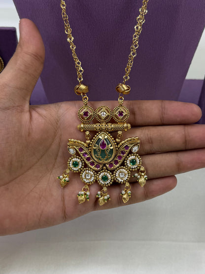 Viha Traditional Long Necklace Set