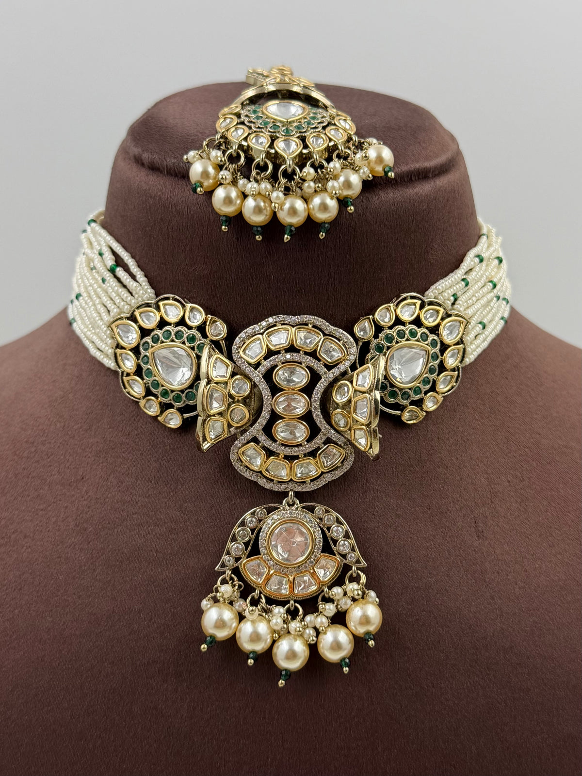 Vamika Choker Victorian Set