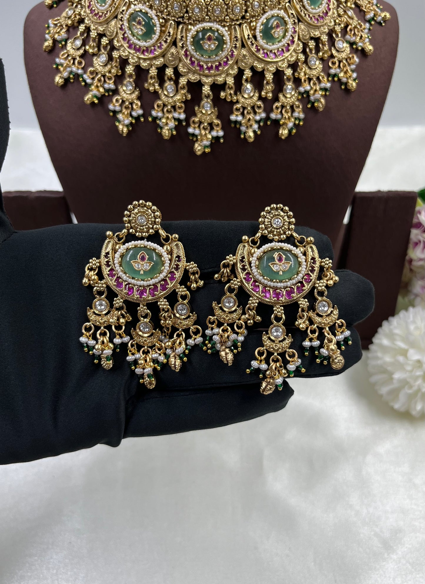 Nidhi Heritage Choker Necklace Set