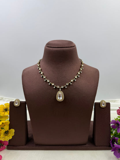 Shanaya Victorian Delicate Necklace