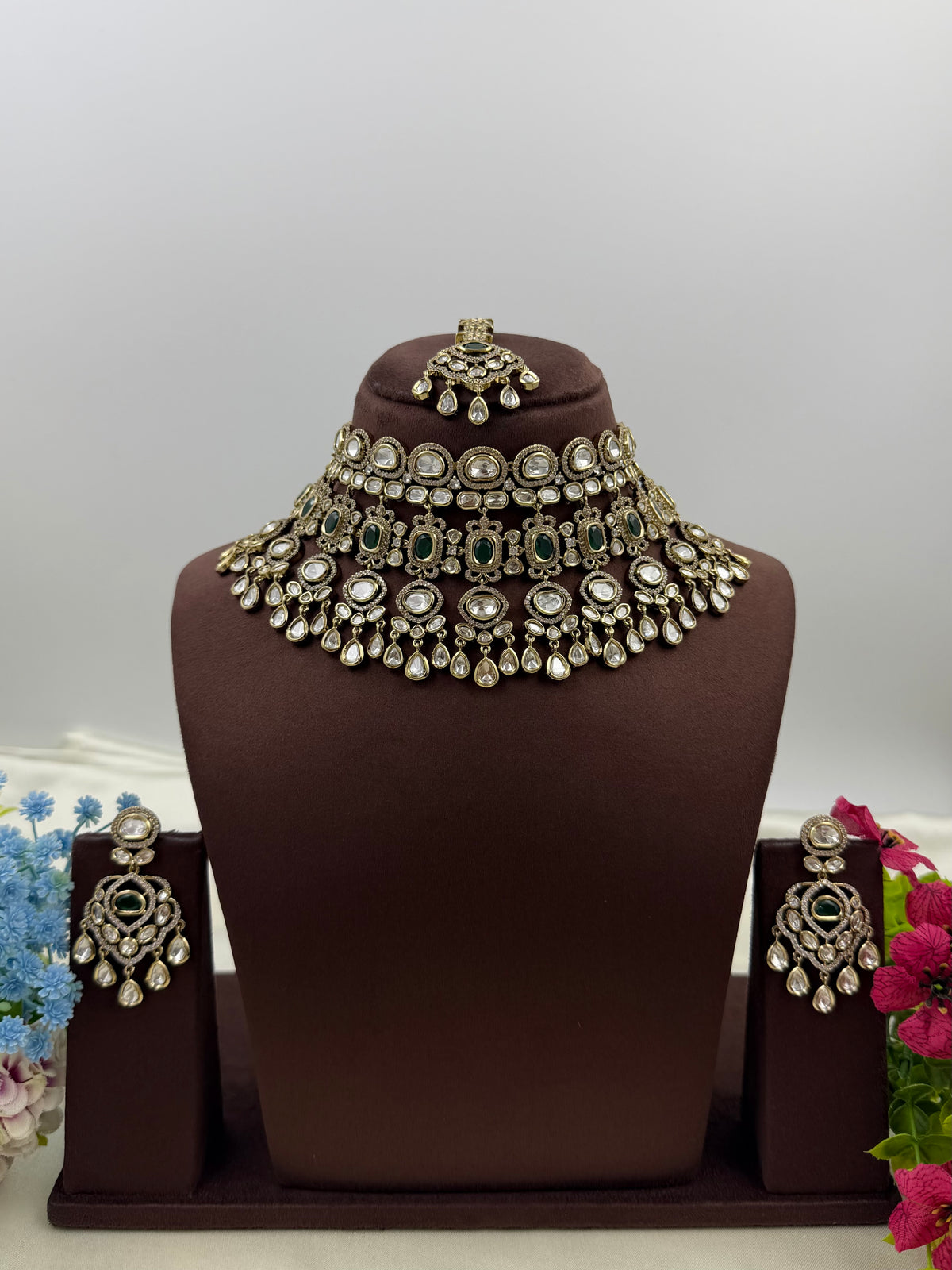 Bhavika Victorian Choker Necklace Set