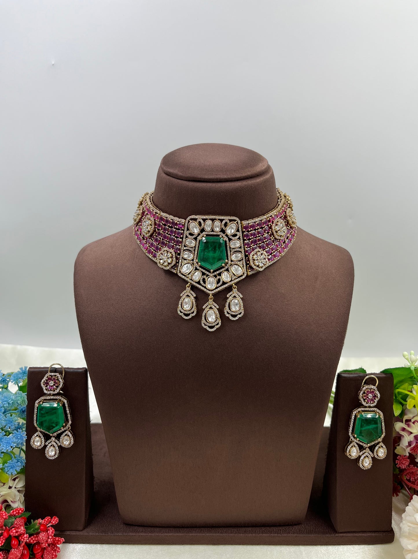 Kavya Moissanite Choker Necklace