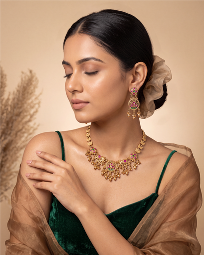 Shivani Heritage Delicate Necklace Set