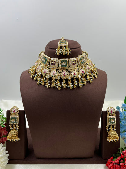 Sura Rajwadi Choker Necklace ￼