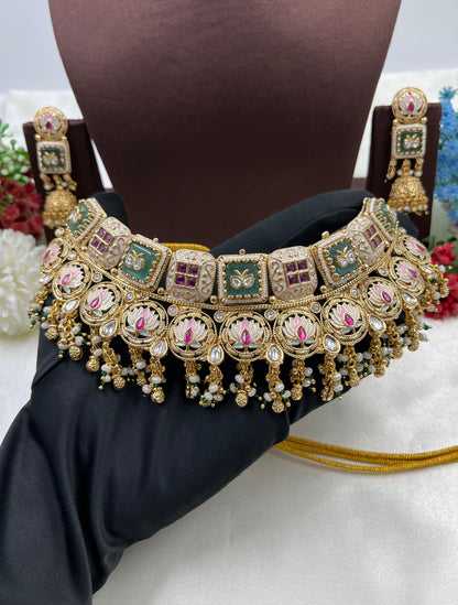 Sura Rajwadi Choker Necklace ￼