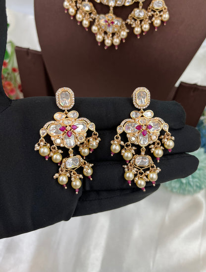 Noor Nazaakat Moissanite Kundan Necklace