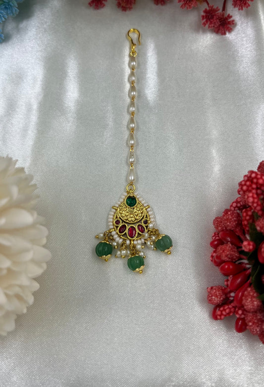 Chaya Pachi Kundan Tika