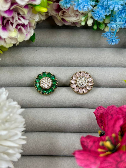 Yukta Victorian Ring