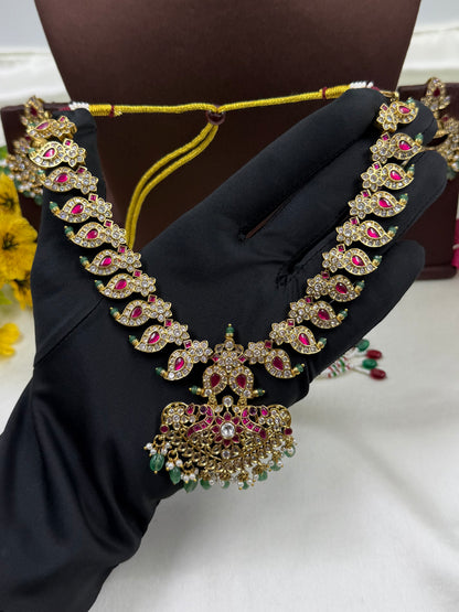 Komal Victorian Traditional Premium Necklace Set