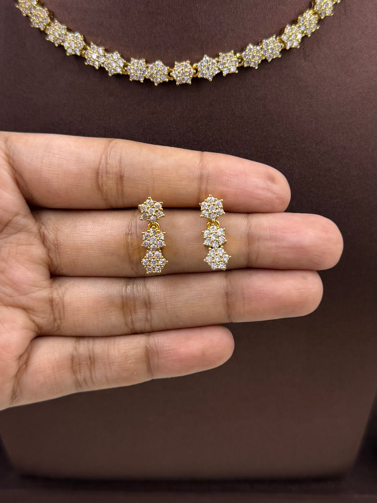 Sandhya Premium Delicate Necklace Set
