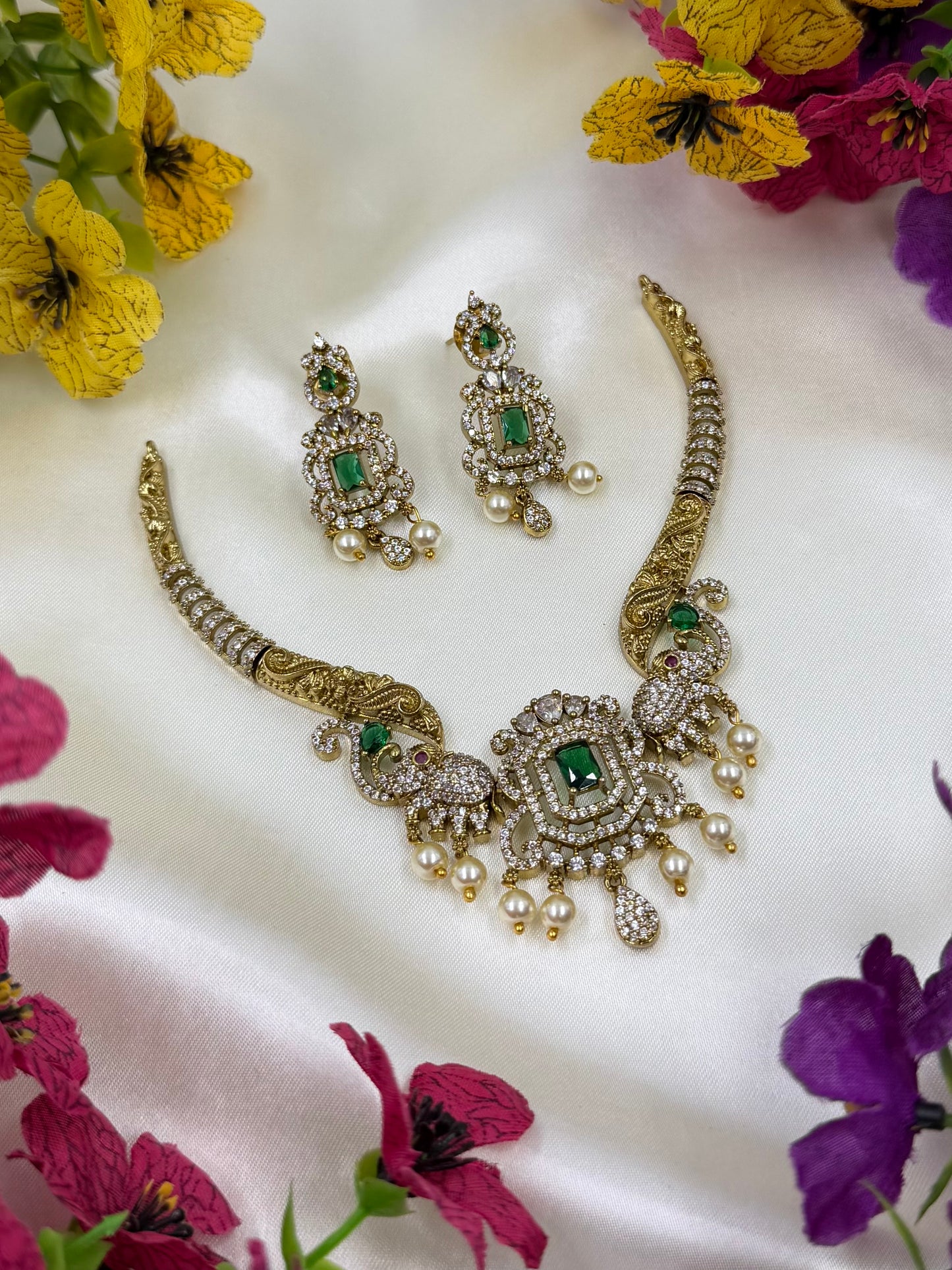 Heer Victorian Traditional Hali Necklace ￼