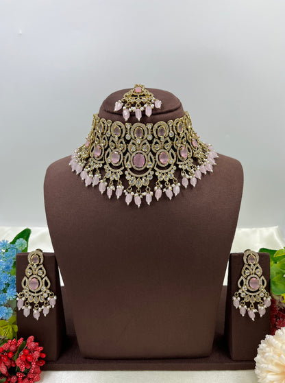 Suniti Premium Victorian Choker Necklace