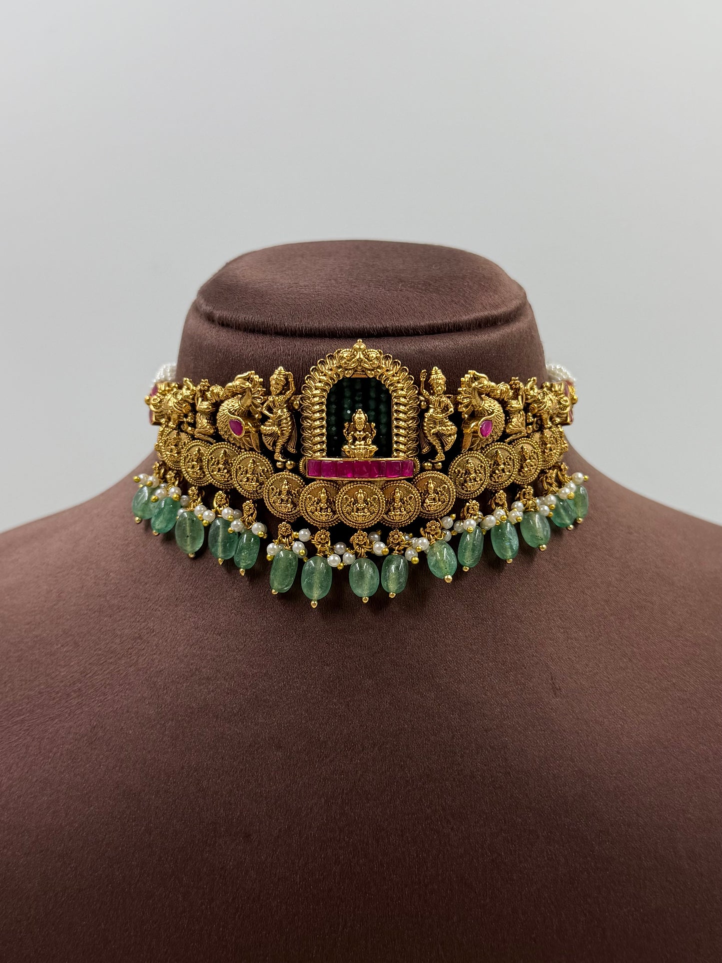 Vaidehi South Indian Choker Set