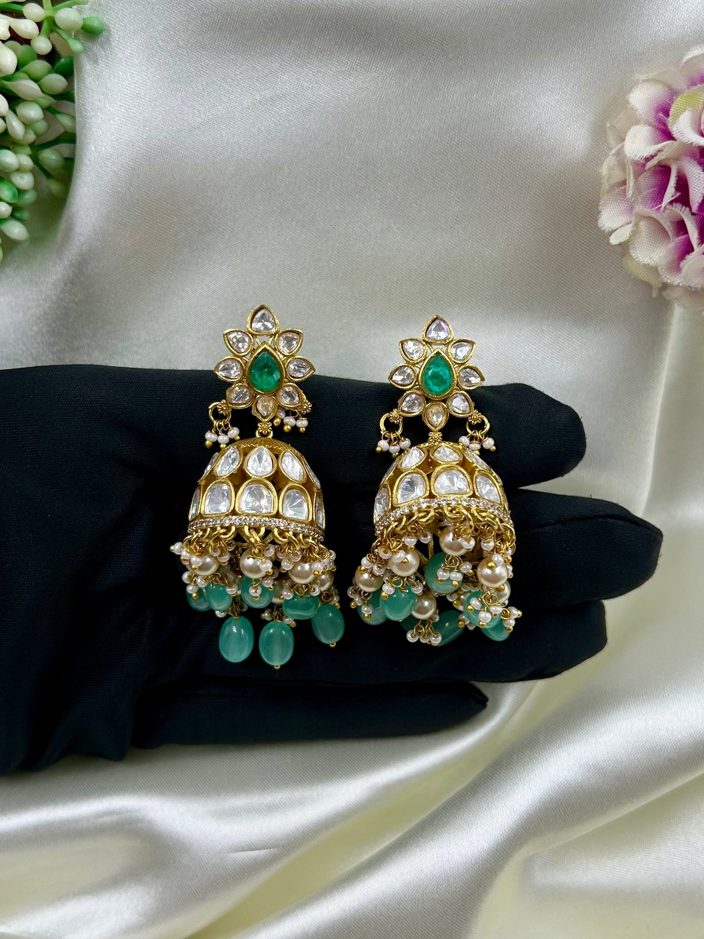 Madhuri Jadau Pachi Kundan Jhumka