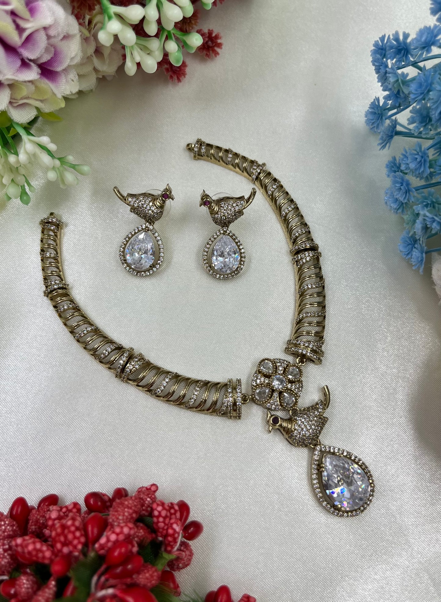 Malini Victorian Traditional Necklace