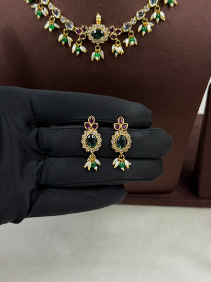 Noor Victorian Delicate Necklace