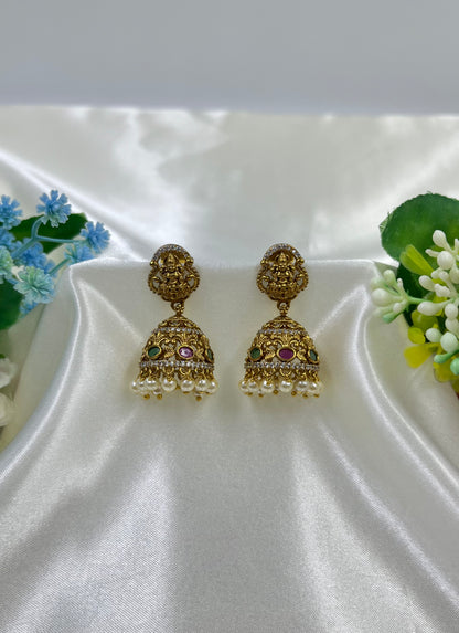Saanvi Traditional Jhumka