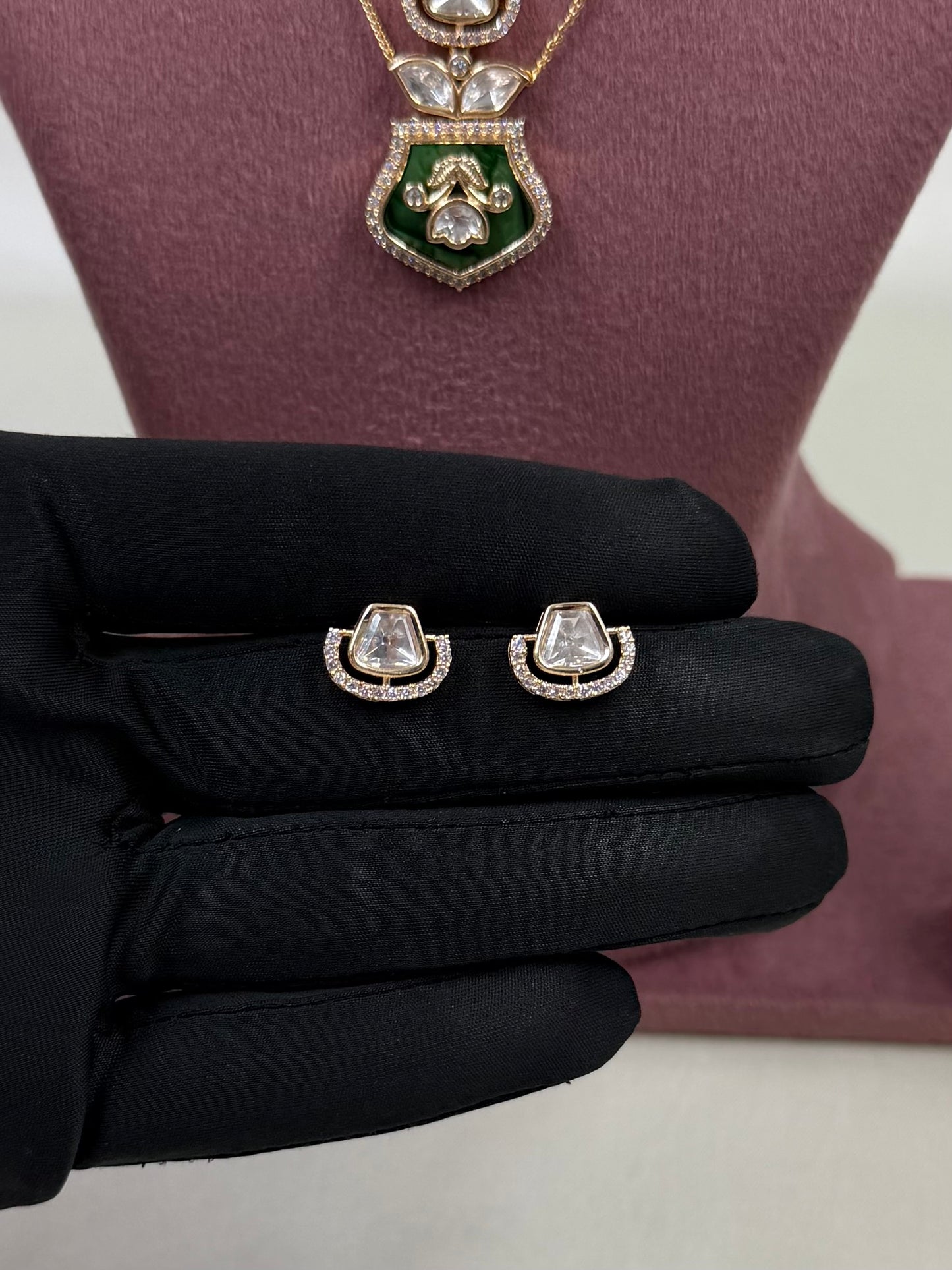 Shivani Moissanite Chain Pendant