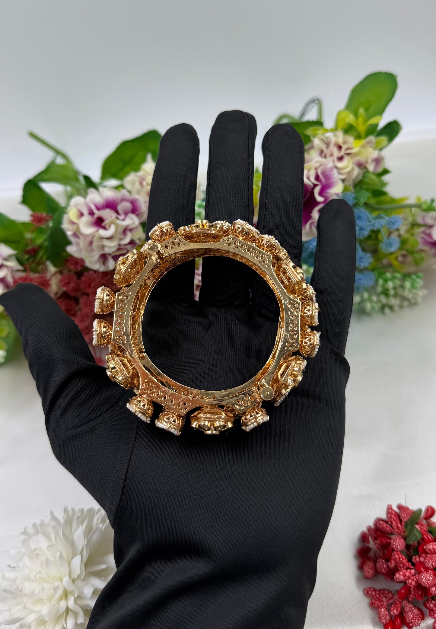 Neelam Moissanite Premium Bangles (Openable)