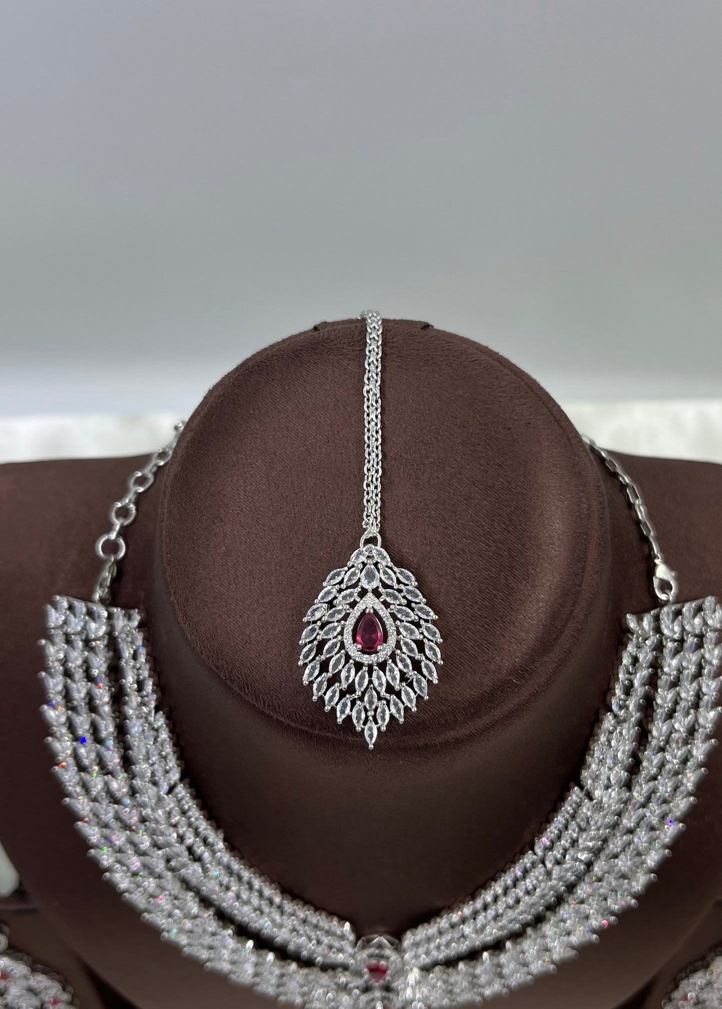 Noble Premium Ad Necklace