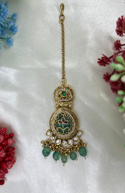 Manasvi Heritage Choraski Tika