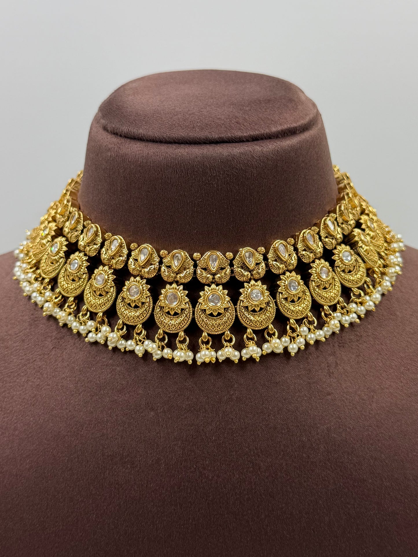 Dhiriti Heritage Necklace Set