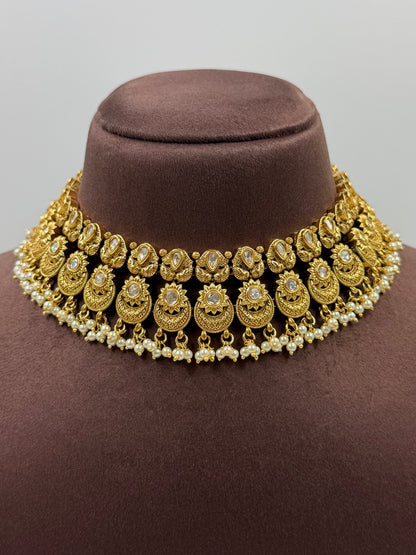Dhiriti Heritage Necklace Set