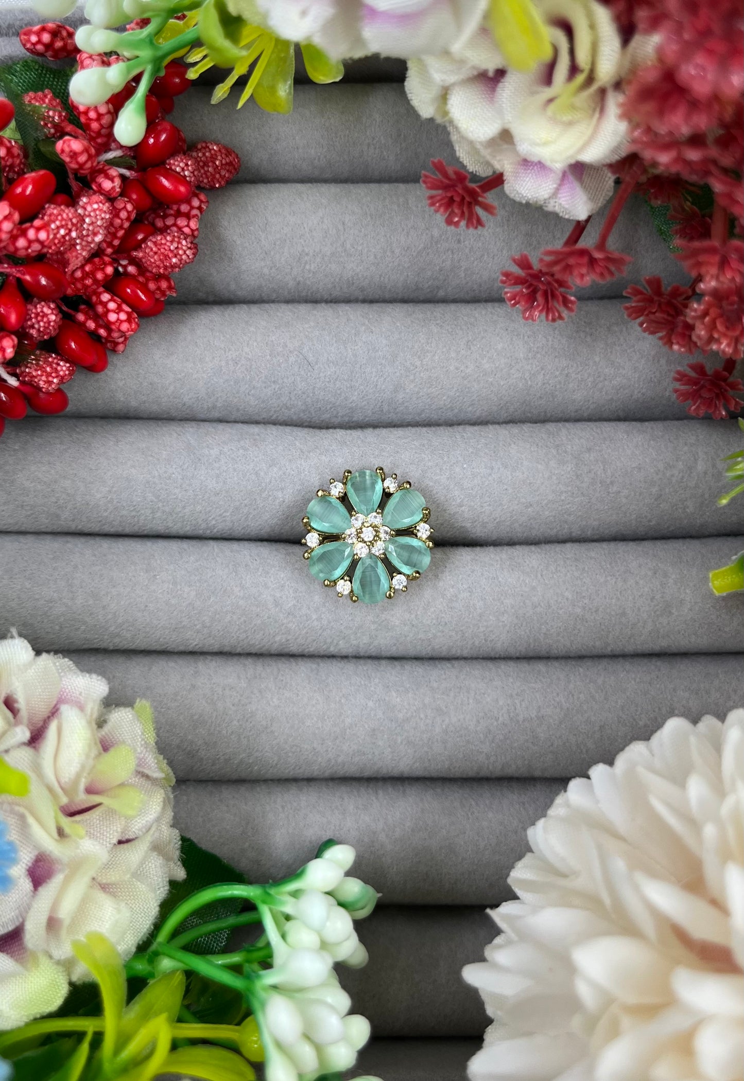 Sarita Victorian Ad Ring