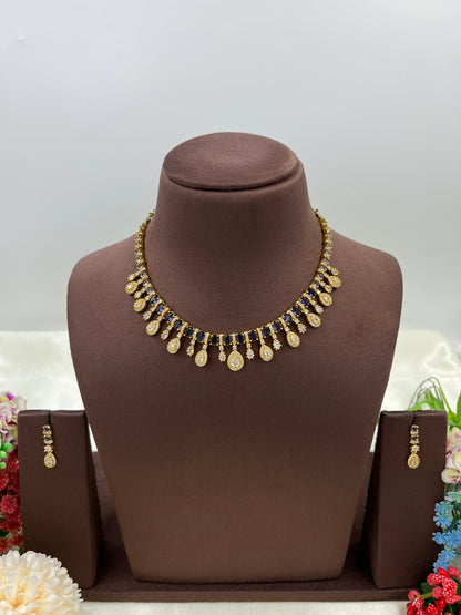 Dewdrop Shine Victorian Necklace