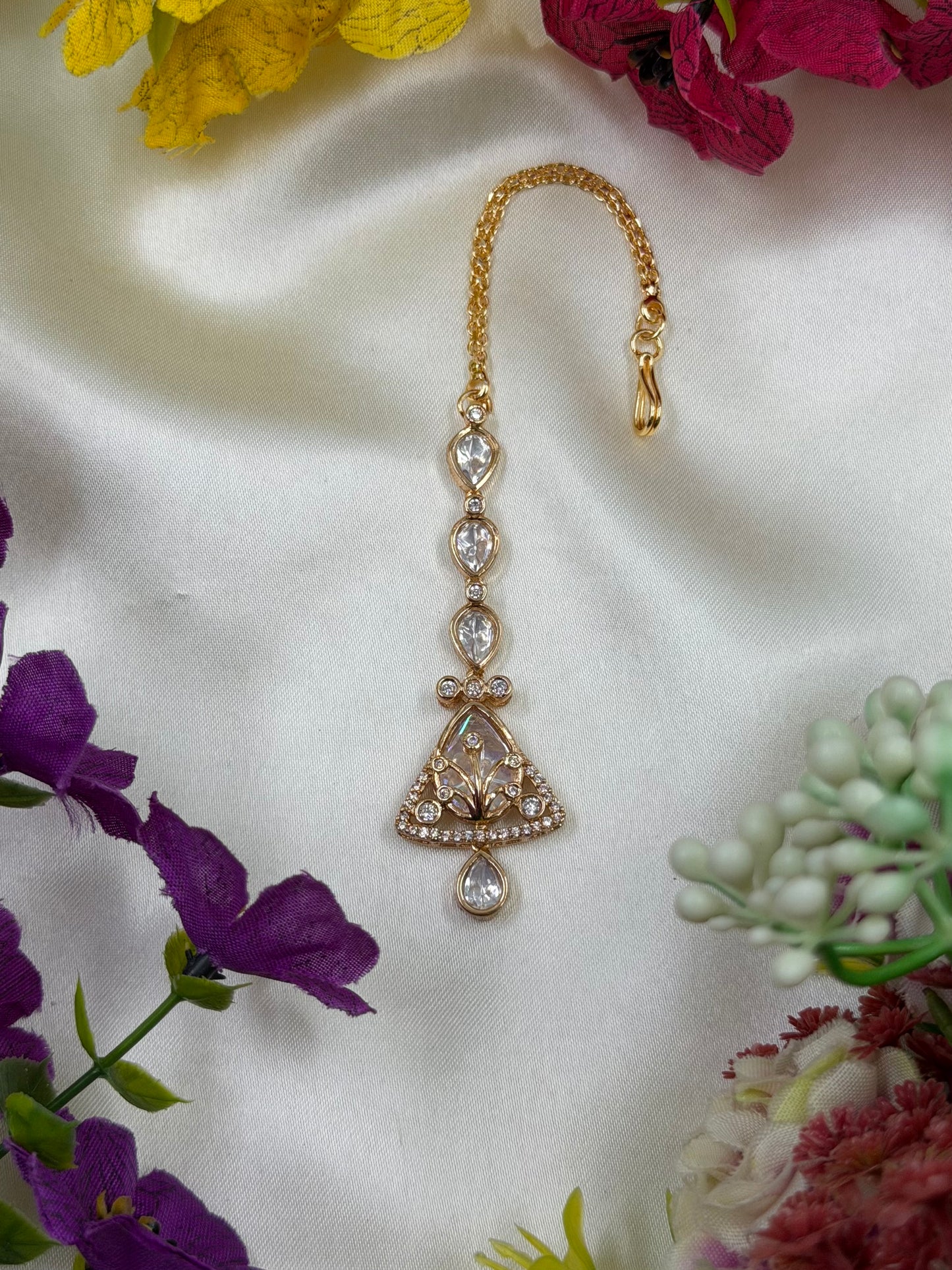 Vandana Moissanite Mang Tika