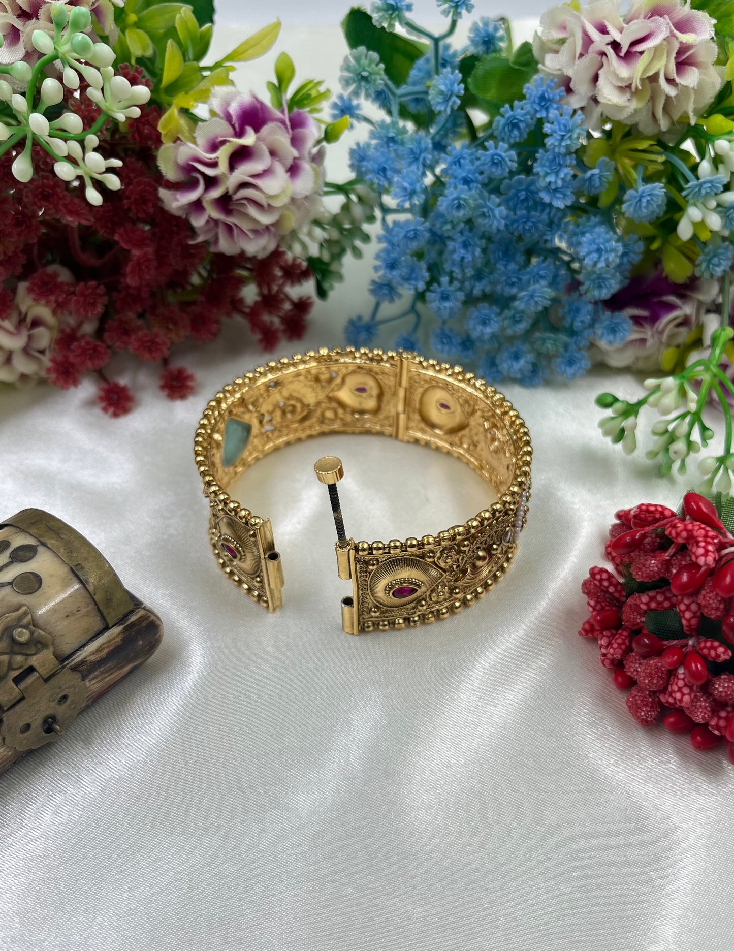 Shraya Chorski Bangles