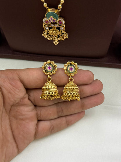 Aditi Chorski Necklace Set