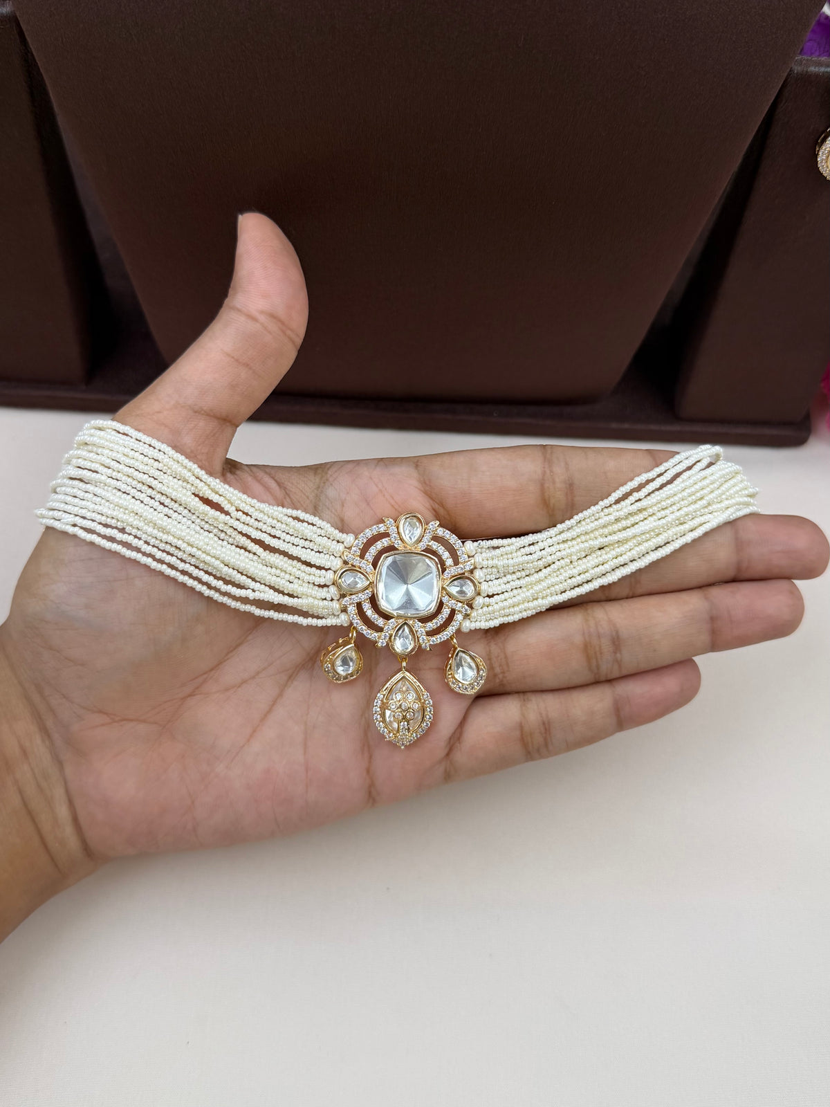 Maheshwari Moissanite Choker Necklace Set