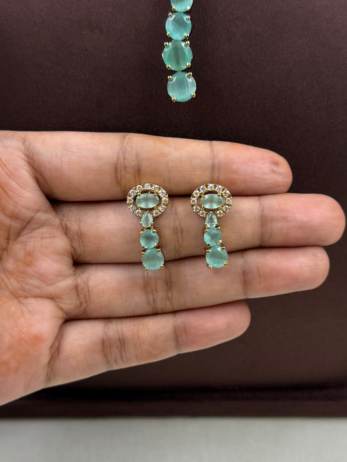 Iris Victorian Delicate Necklace Set