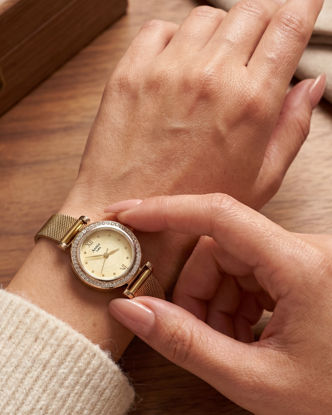 Komal Anti-Tarnish Stainless Steel Watch (Adjustable)