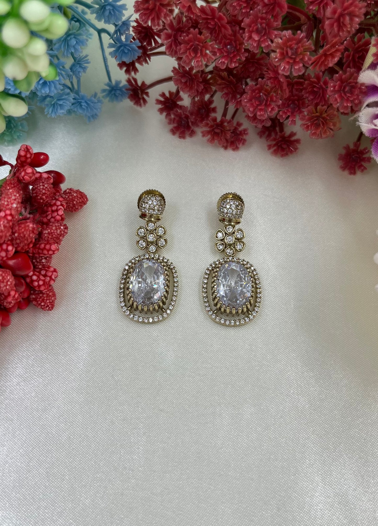 Nisa Premium Victorian Earing