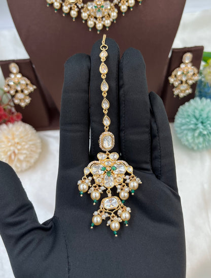 Noor Nazaakat Moissanite Kundan Necklace