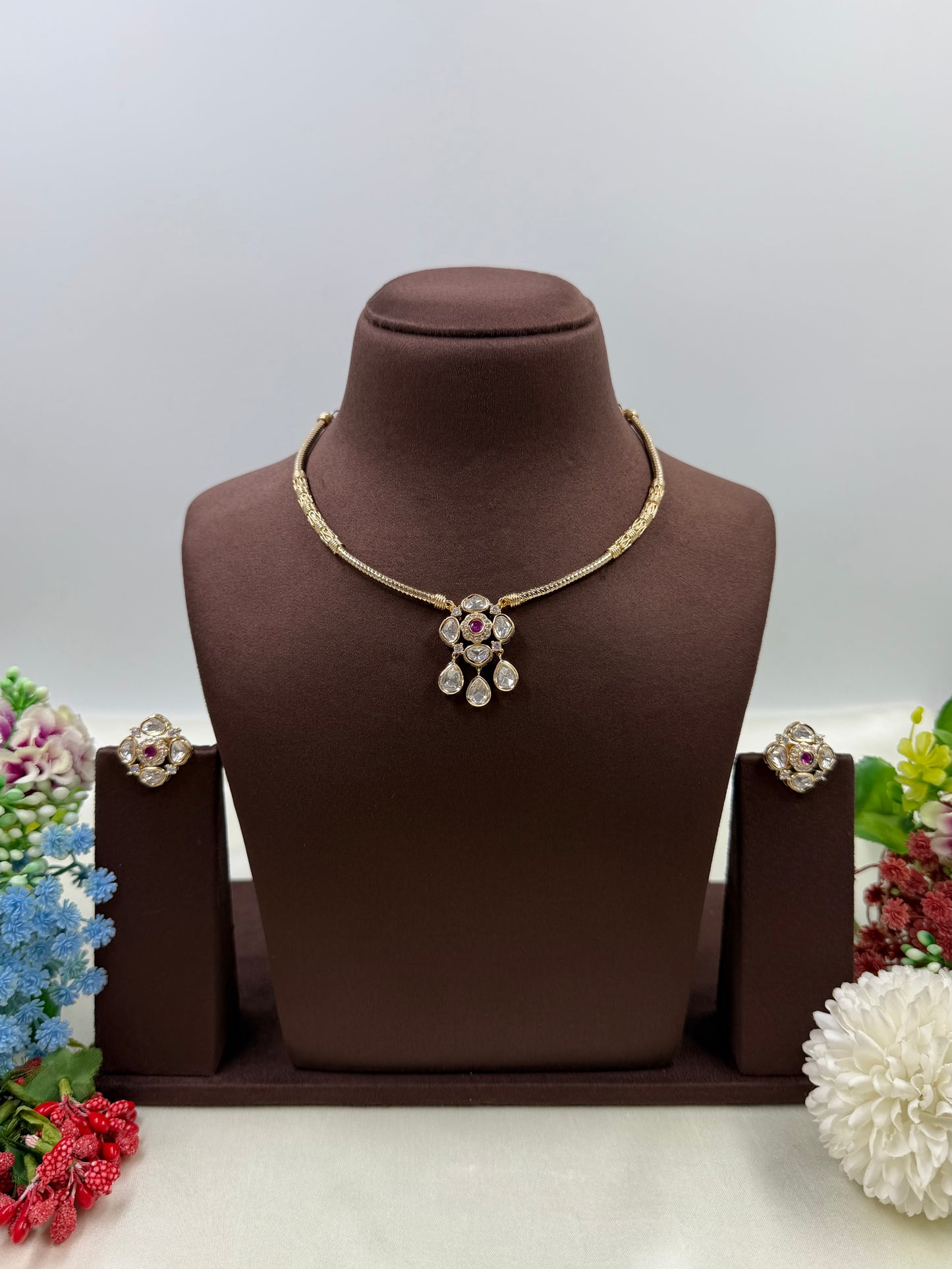 Maira Moissanite Hasli Necklace