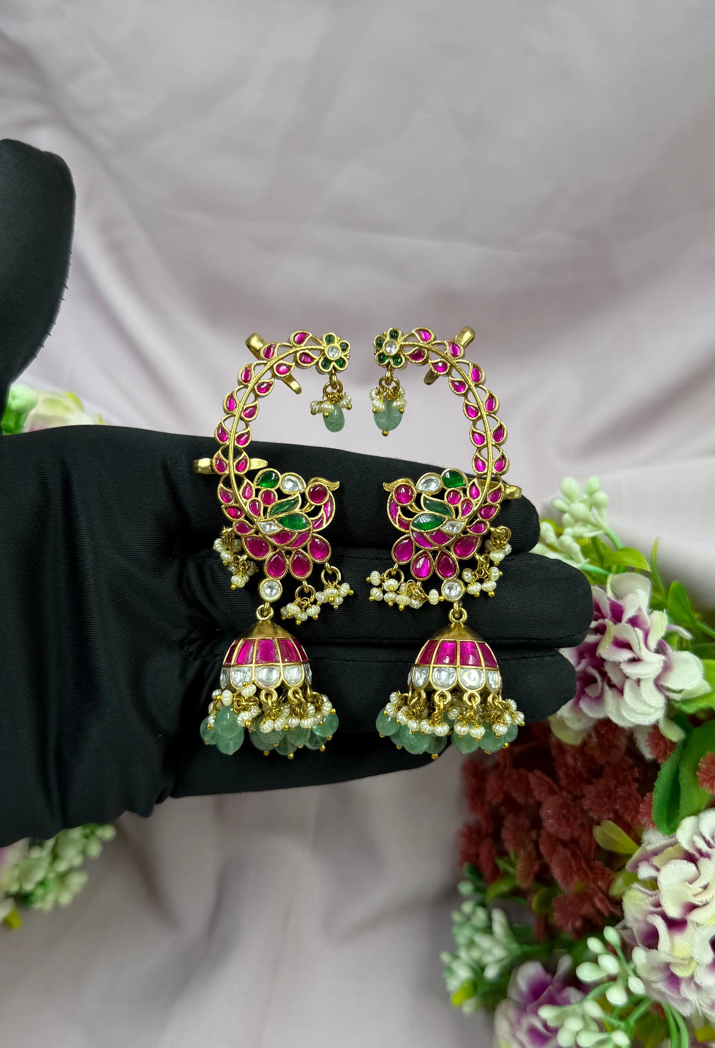 Saanvi Jaipuri Kundan Earcuff