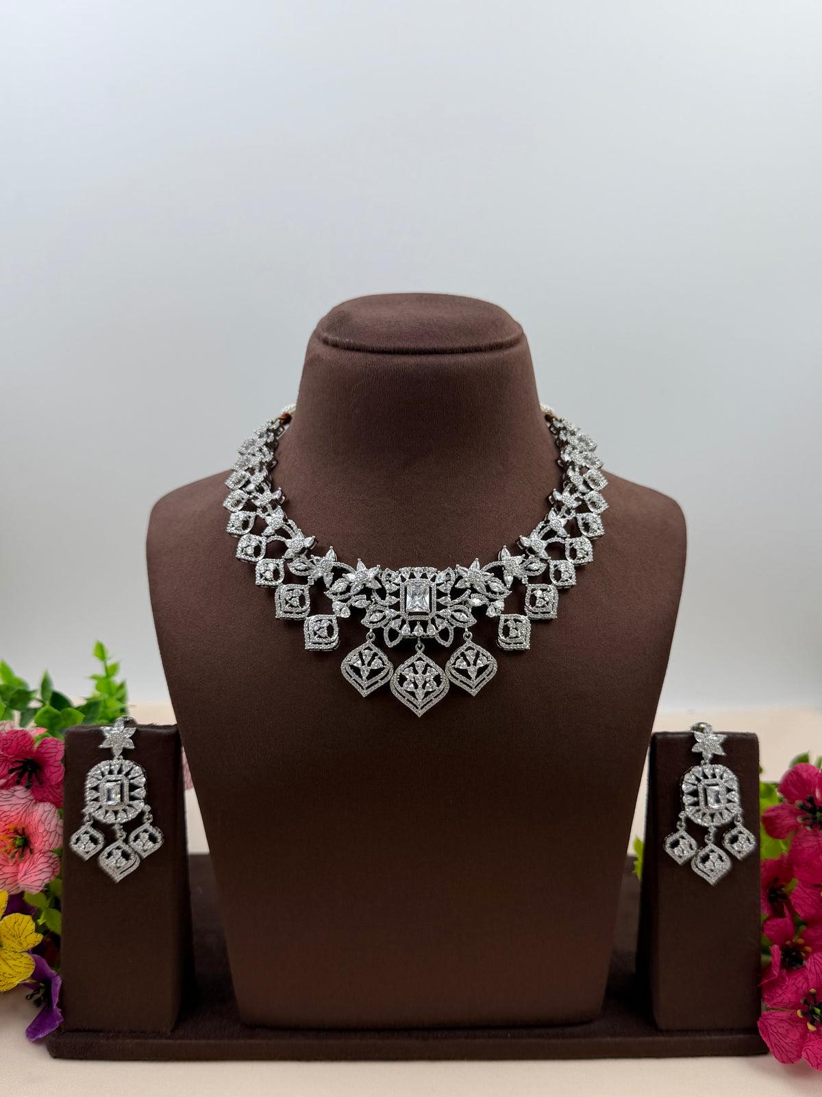 Cynthia American Diamond Necklace Set