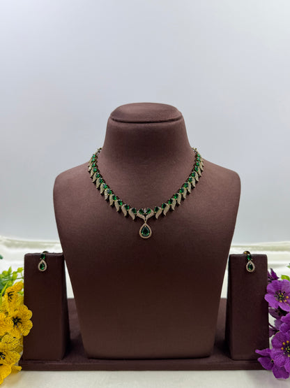 Zoya Victorian Delicate Necklace